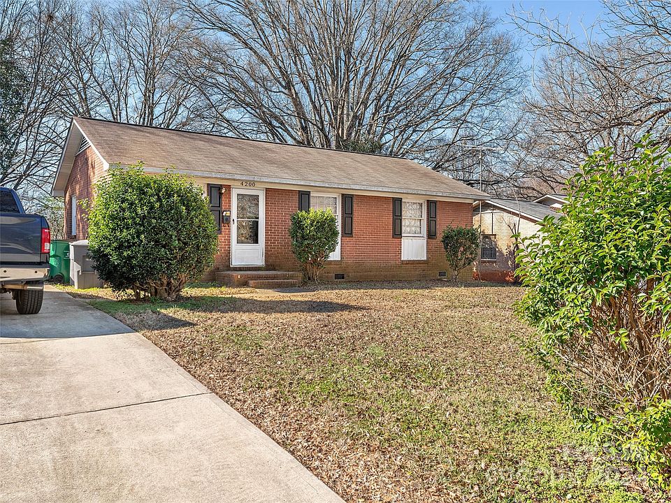 2nd image of 4200 Donnybrook Pl