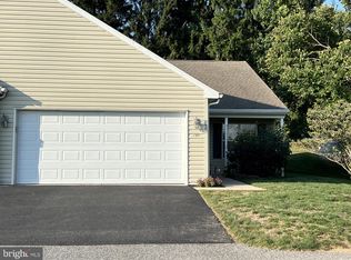 190 Winners Cir, Red Lion, PA 17356