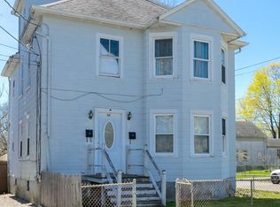 97 Center St, Fairhaven, MA 02719