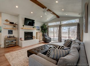 28810 S 563rd Rd, Monkey Island, OK 74331