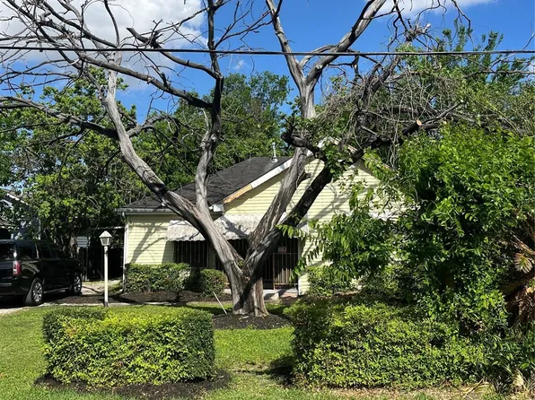 4110 Kress St, Houston, TX 77026