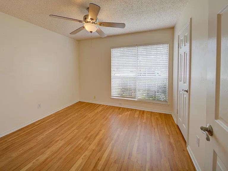 230 Cibolo Branch Dr — Photo 25