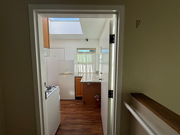 5th image of 514-524 41st St #F