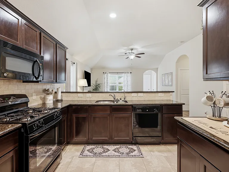 1722 York Creek Dr — Photo 10