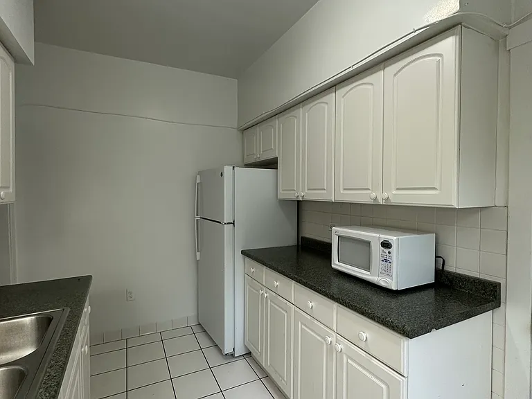 912 Reba Pl #2 — Photo 6
