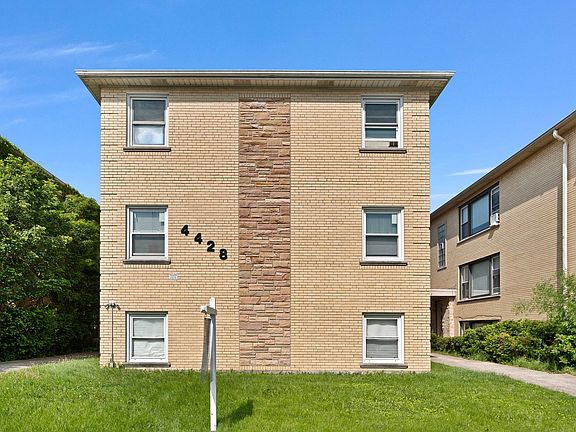 2nd image of 4428 N Central Ave APT 2W