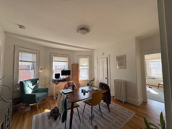 2nd image of 186 Arborway #3