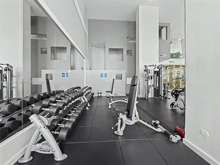 1900 N Bayshore Dr #3811 — Photo 27