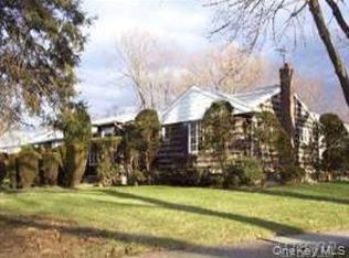 873 Custer St, Valley Stream, NY 11580