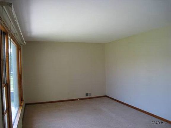 4th image of 1737 Shelburne Pl