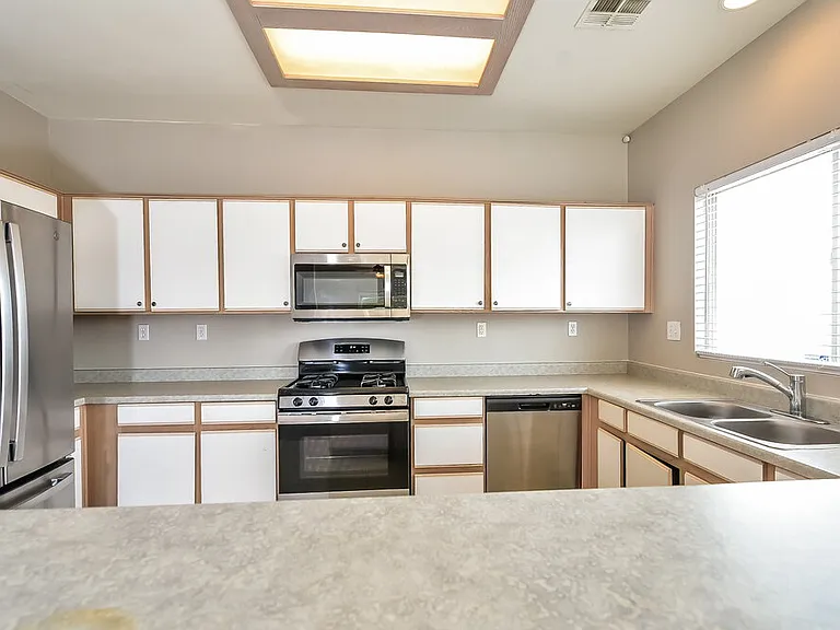 5452 Pergola Ct — Photo 8