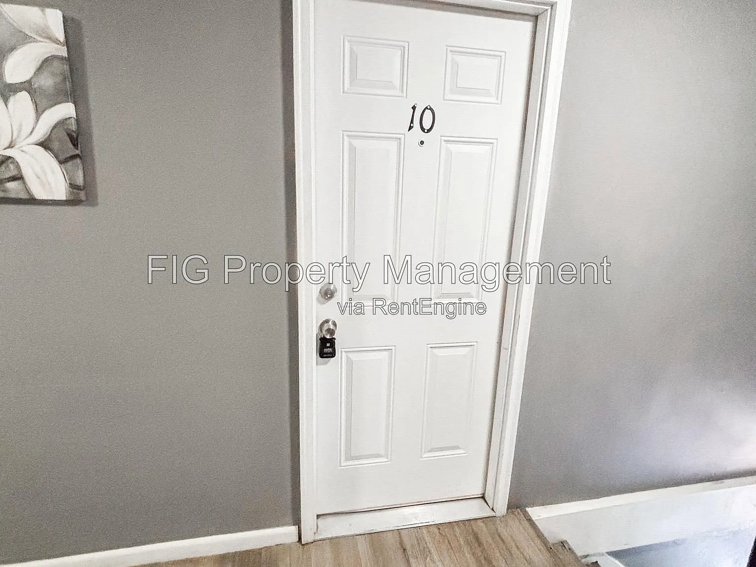 2 bed, 1.0 bath, $870 — Photo 1