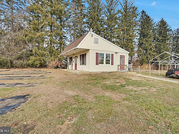 5th image of 100 N Guthriesville Rd