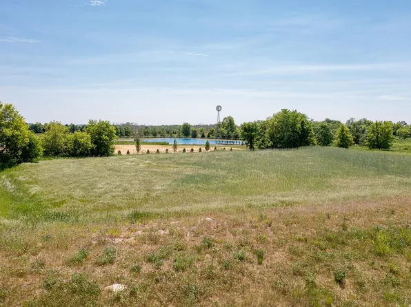 804 Blue Duck Ct #49, Hortonville, WI 54944