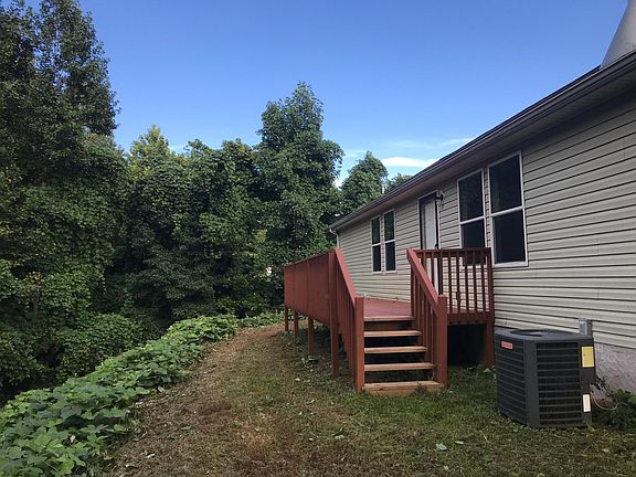 2nd image of 116 Maid Marian Cir