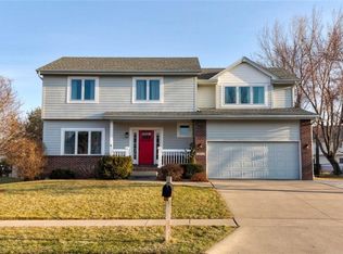 14014 Buena Vista Dr, Urbandale, IA 50323