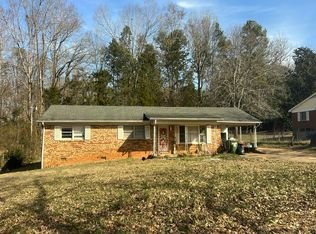 3510 Cinderella Dr, Dallas, NC 28034