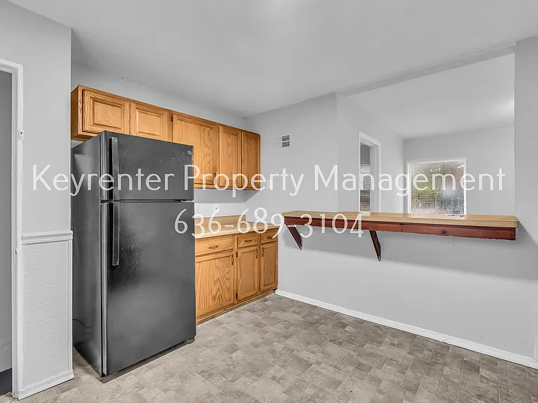 10521 Duke Dr — Photo 14