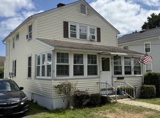 16 Springfield Rd, Old Lyme, CT 06371