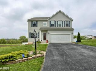57 Saint Georgia Dr, Hanover, PA 17331