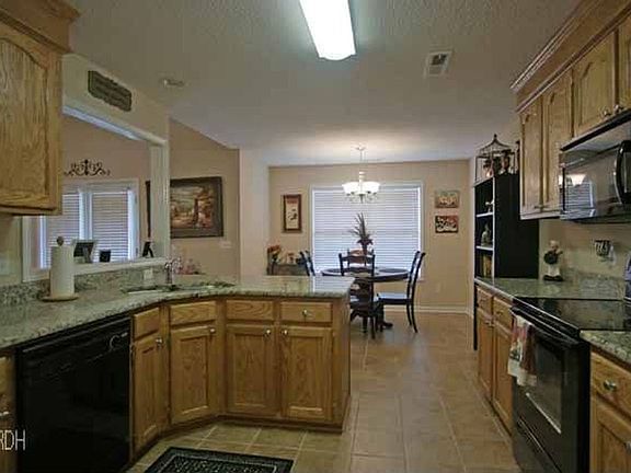 3rd image of 665 Ginhouse Dr