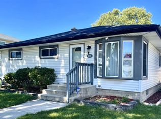 612 Columbia Ave, South Milwaukee, WI 53172