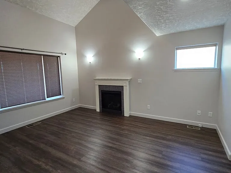 3807 Ryunkin St SE — Photo 19