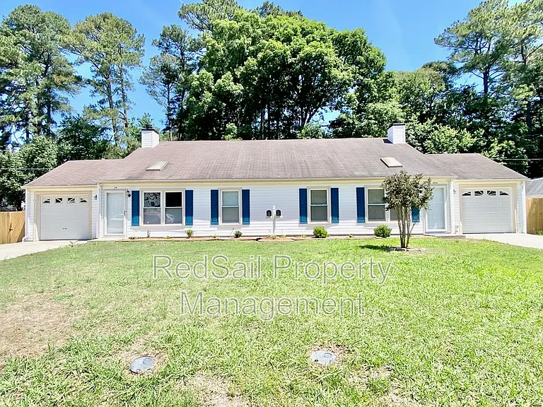 39 Whites Ln #A — Photo 1