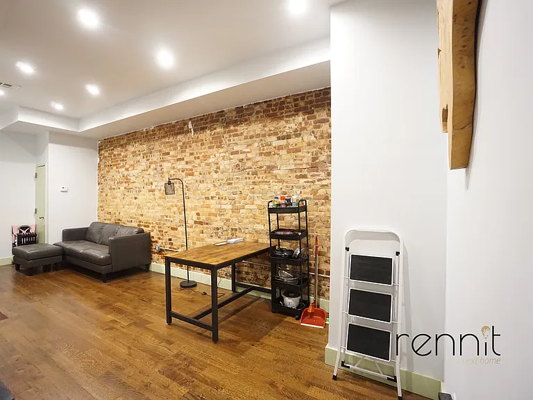 686 Jefferson Ave #2L — Photo 4