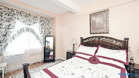 Sold by Moda Realty