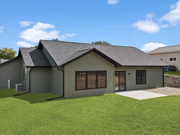 3rd image of 2428 Wild Rose Ct
