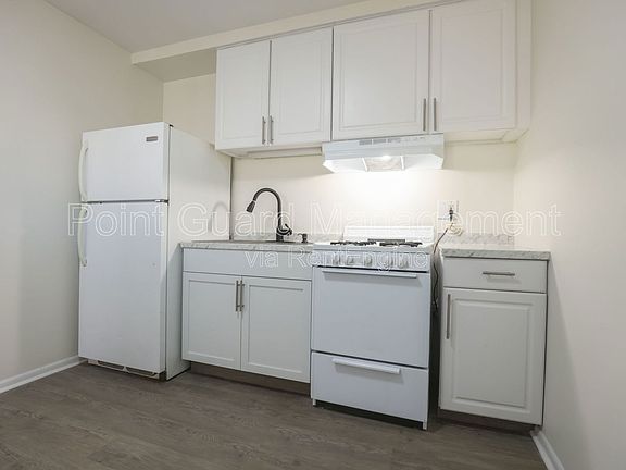4th image of 2206 K St APT 8
