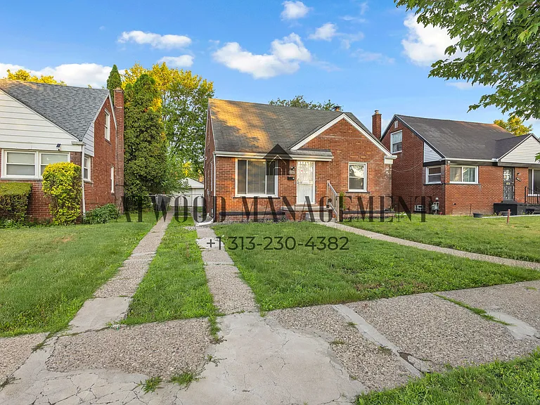 20255 Harned St — Photo 16