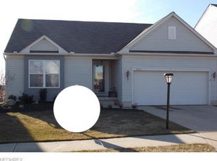 9316 Saybrook Dr, North Ridgeville, OH 44039