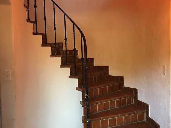 2nd image of 624 E Pine Ave