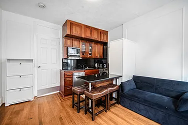 Rented by TwoRealEstate LLC