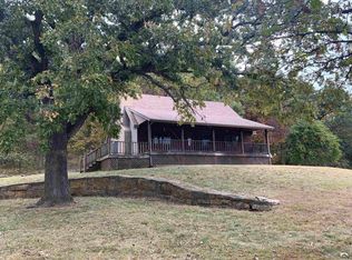 16008 62nd St, Oskaloosa, KS 66066