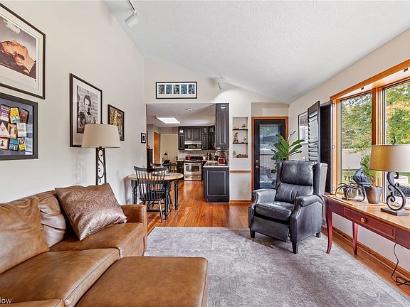5th image of 6100 Schloneger Dr