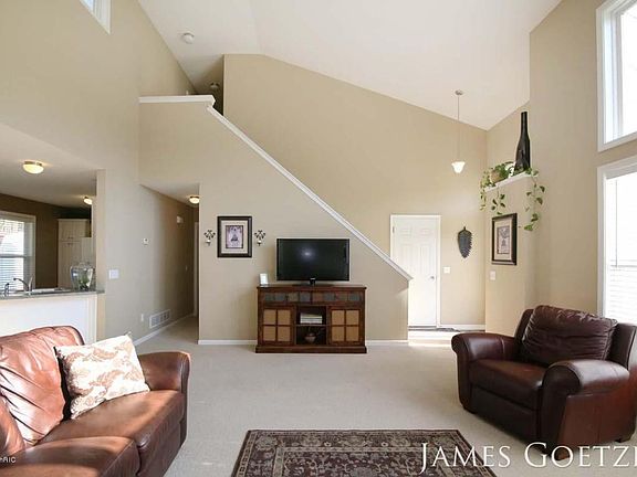 5th image of 5859 Grand Oaks Dr NE