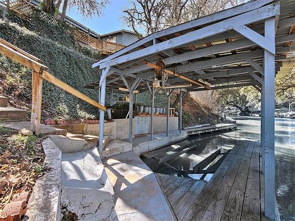 4th image of 1300 County Road 132a