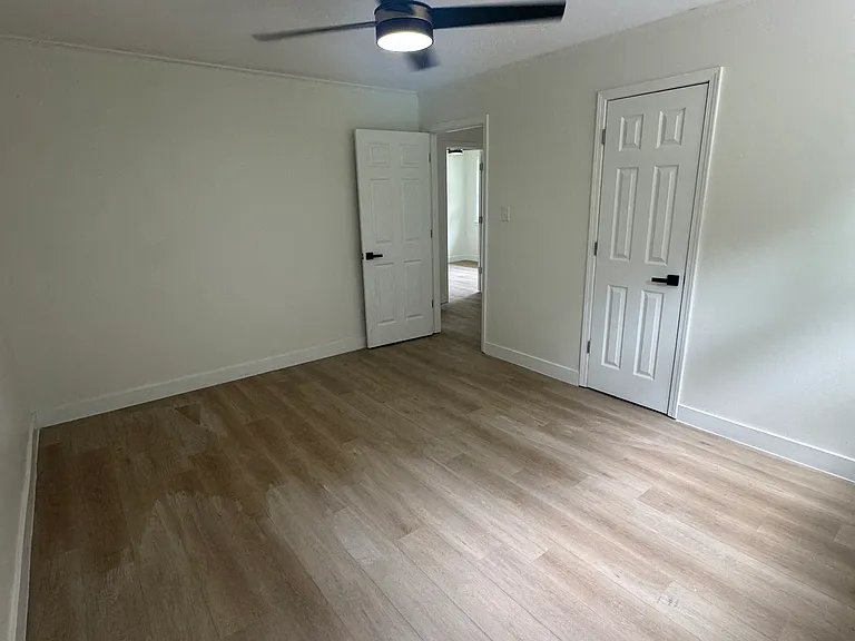 1450 Academy St S #1 — Photo 4