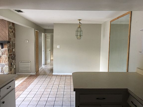 5th image of 5032 Cassatt Ave