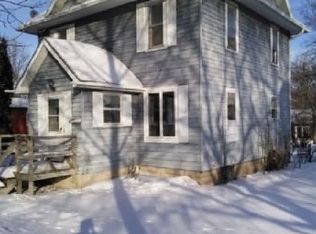 206 1st St NE, Buffalo Center, IA 50424