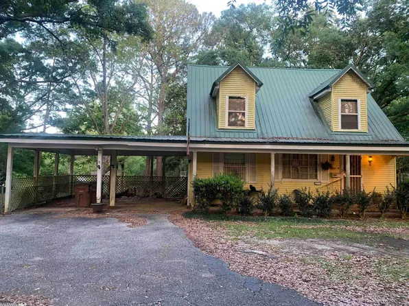 2300 N Riviera Dr, Mobile, AL 36605