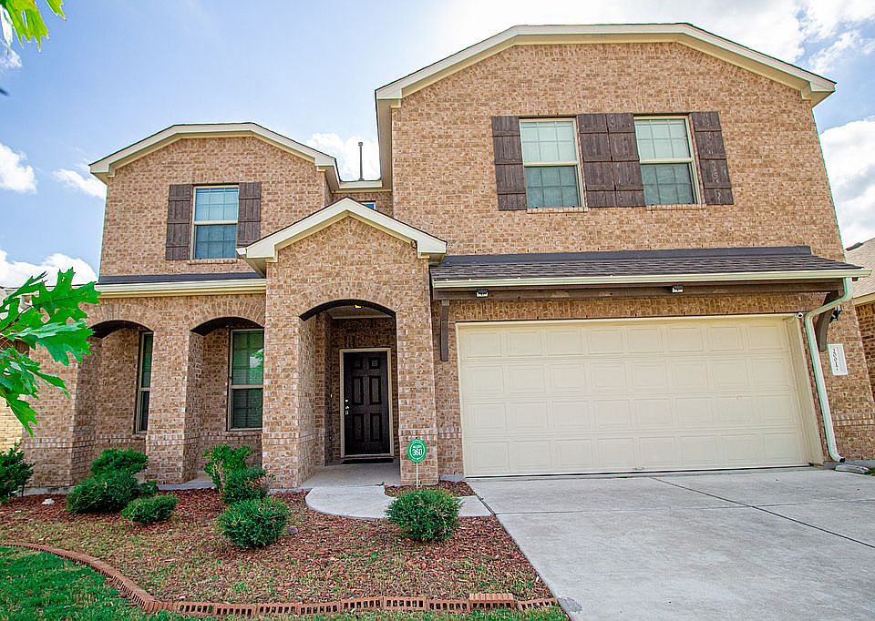 1st image of 20017 Ploughshores Ln