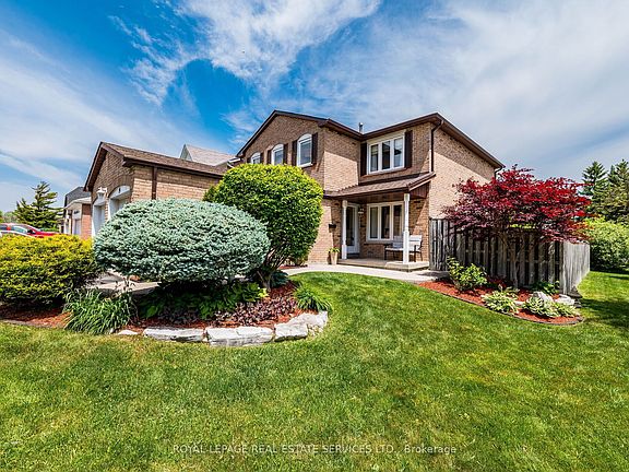 3rd image of 19 Newgreen Cres
