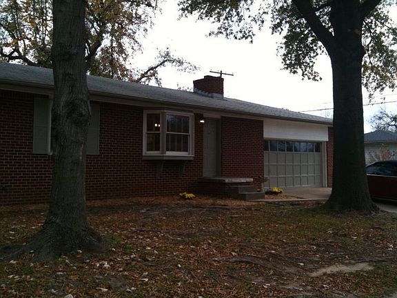 Side door from St. Louis Ave.