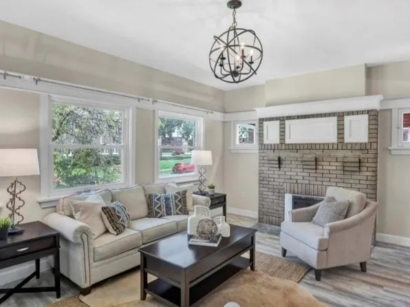 6300 Cabanne Ave, Saint Louis, MO 63130