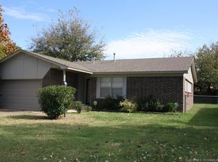 3311 S 127th Pl E, Tulsa, OK 74146
