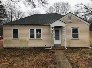 126 Coburg Dr, Saint Louis, MO